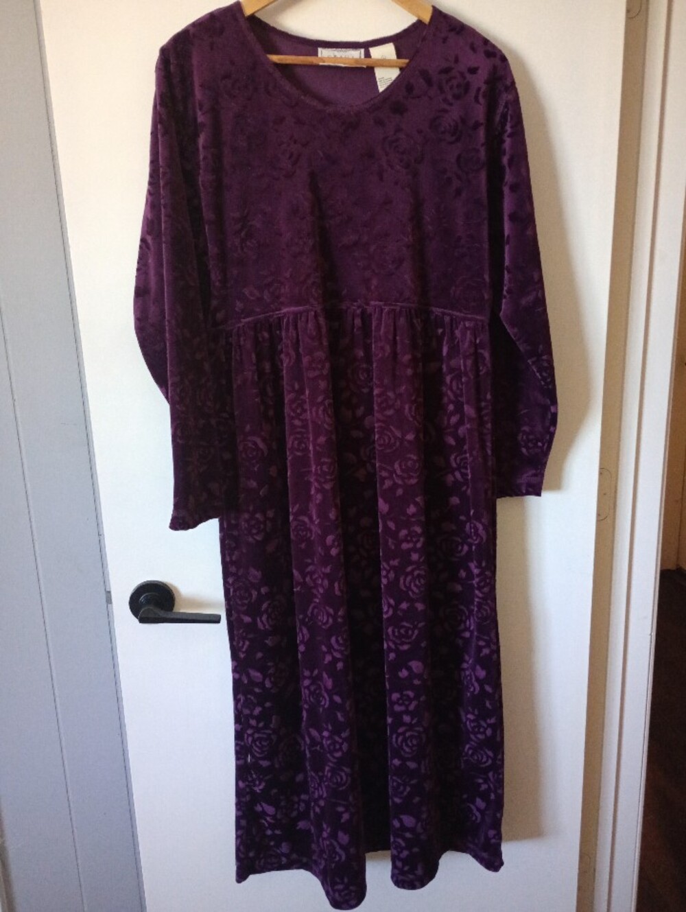 Vintage Dark Plum Purple Velvet Floral Maxi Dress Size Large